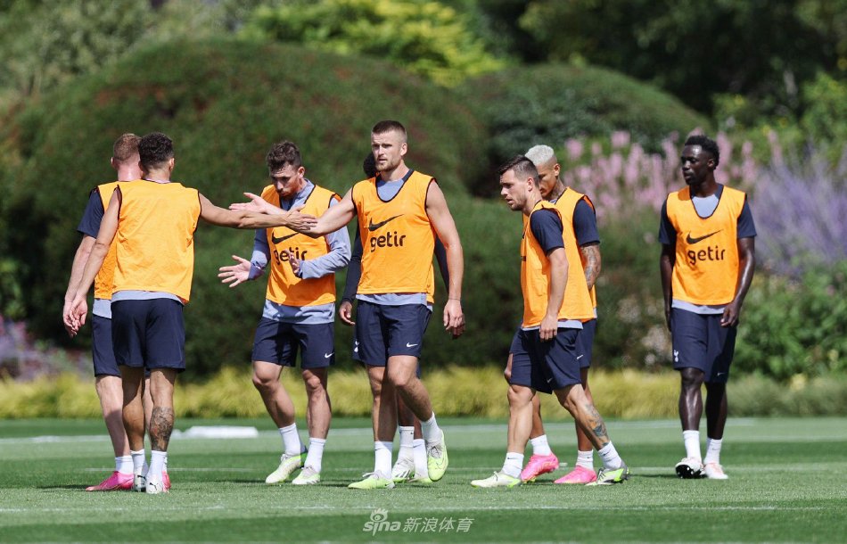 媒体人热议 媒体人热议