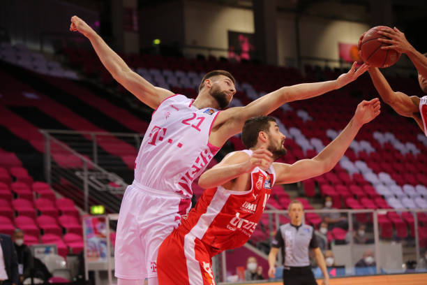 争与合作氛 争与合作氛