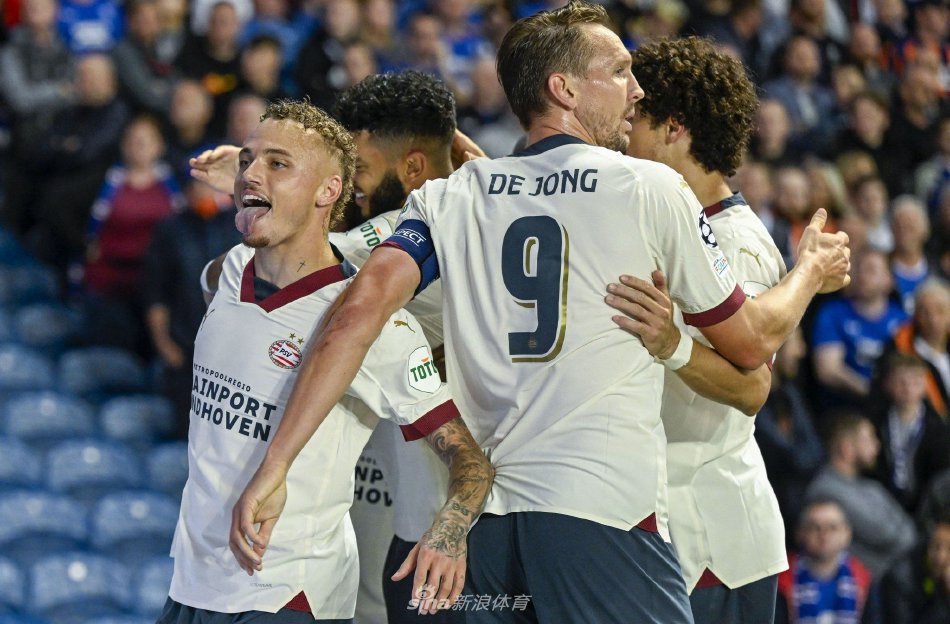 在这个国际 在这个国际