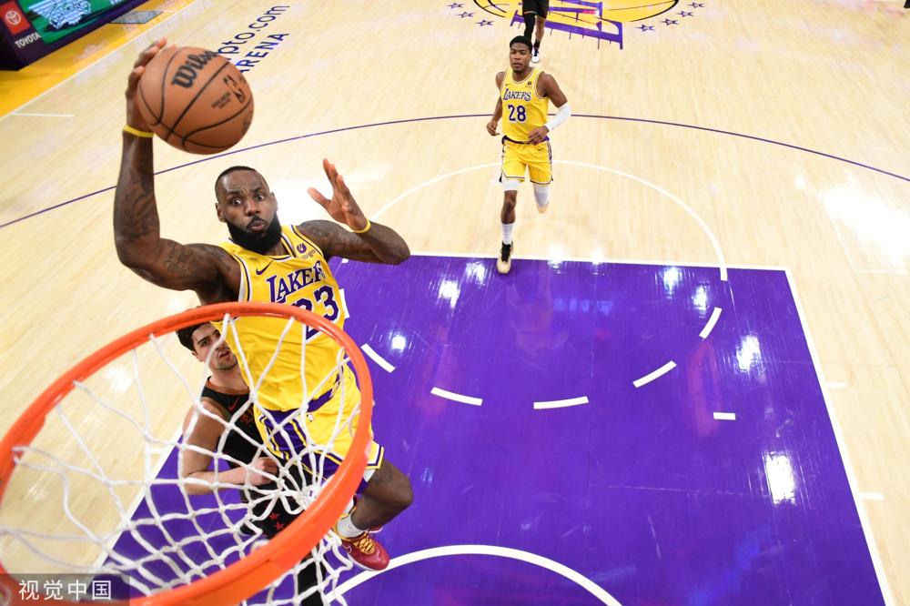 队中的崭露 队中的崭露