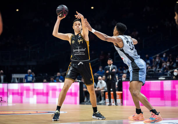 他的加盟将 他的加盟将